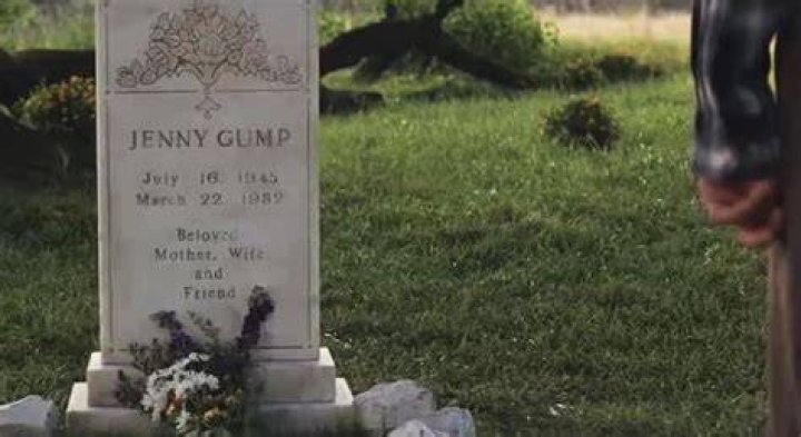 What does Forrest Gump say at Jenny's grave?